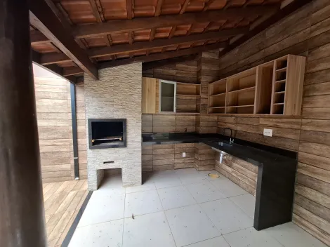 Casa condomínio / Padrão em Jardinópolis Alugar por R$3.900,00