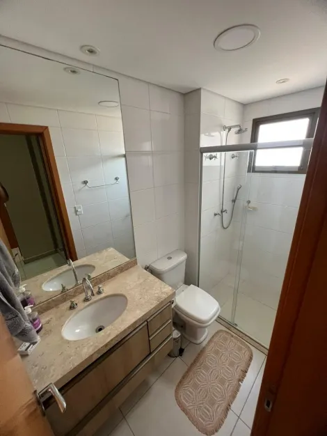 Alugar Apartamento / Padrão em Ribeirão Preto R$ 4.000,00 - Foto 14