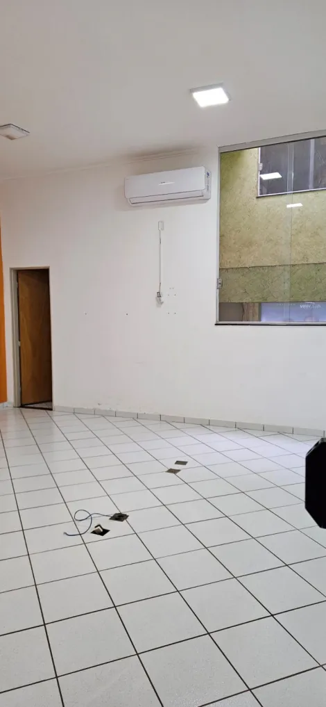 Alugar Comercial condomínio / Sala comercial em Sertãozinho R$ 825,00 - Foto 2