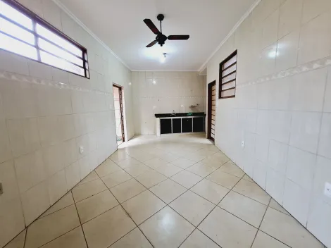 Alugar Casa / Padrão em Ribeirão Preto R$ 1.500,00 - Foto 16