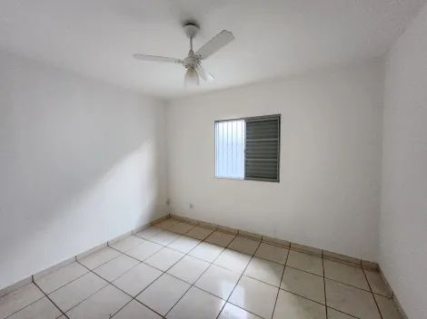 Alugar Casa / Padrão em Ribeirão Preto R$ 1.650,00 - Foto 11