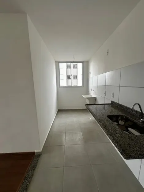 Alugar Apartamento / Padrão em Ribeirão Preto R$ 1.200,00 - Foto 4