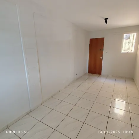 Alugar Apartamento / Padrão em Ribeirão Preto R$ 1.300,00 - Foto 2