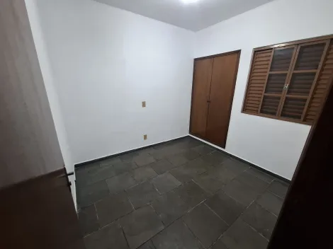 Alugar Apartamento / Padrão em Ribeirão Preto R$ 1.600,00 - Foto 9