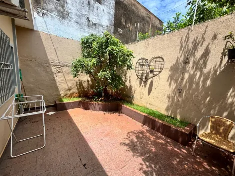 Comprar Casa / Padrão em Ribeirão Preto R$ 440.000,00 - Foto 2