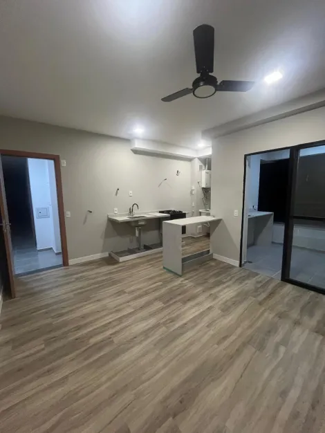 Alugar Apartamento / Padrão em Ribeirão Preto R$ 1.850,00 - Foto 2