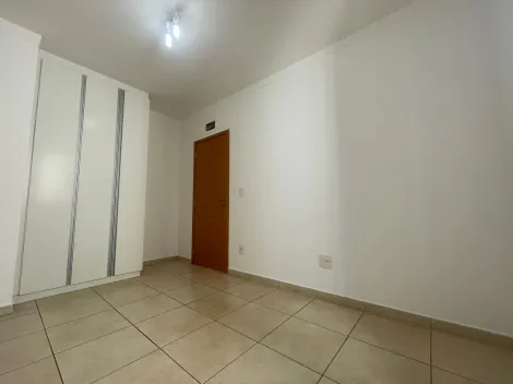 Alugar Apartamento / Padrão em Ribeirão Preto R$ 1.500,00 - Foto 9