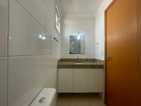 Alugar Apartamento / Padrão em Ribeirão Preto R$ 1.500,00 - Foto 18