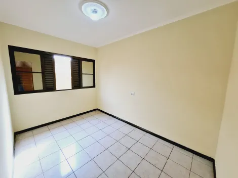 Alugar Casa / Padrão em Ribeirão Preto R$ 1.700,00 - Foto 12