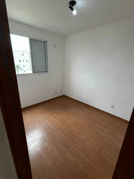 Alugar Apartamento / Padrão em Ribeirão Preto R$ 1.000,00 - Foto 11